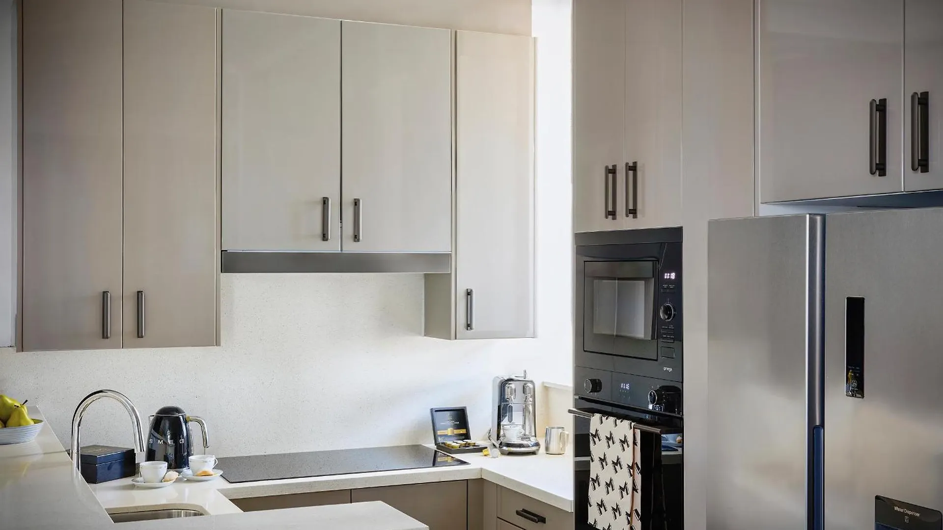 Staying In Gallaratese: 6 Luxury Hotels Compared