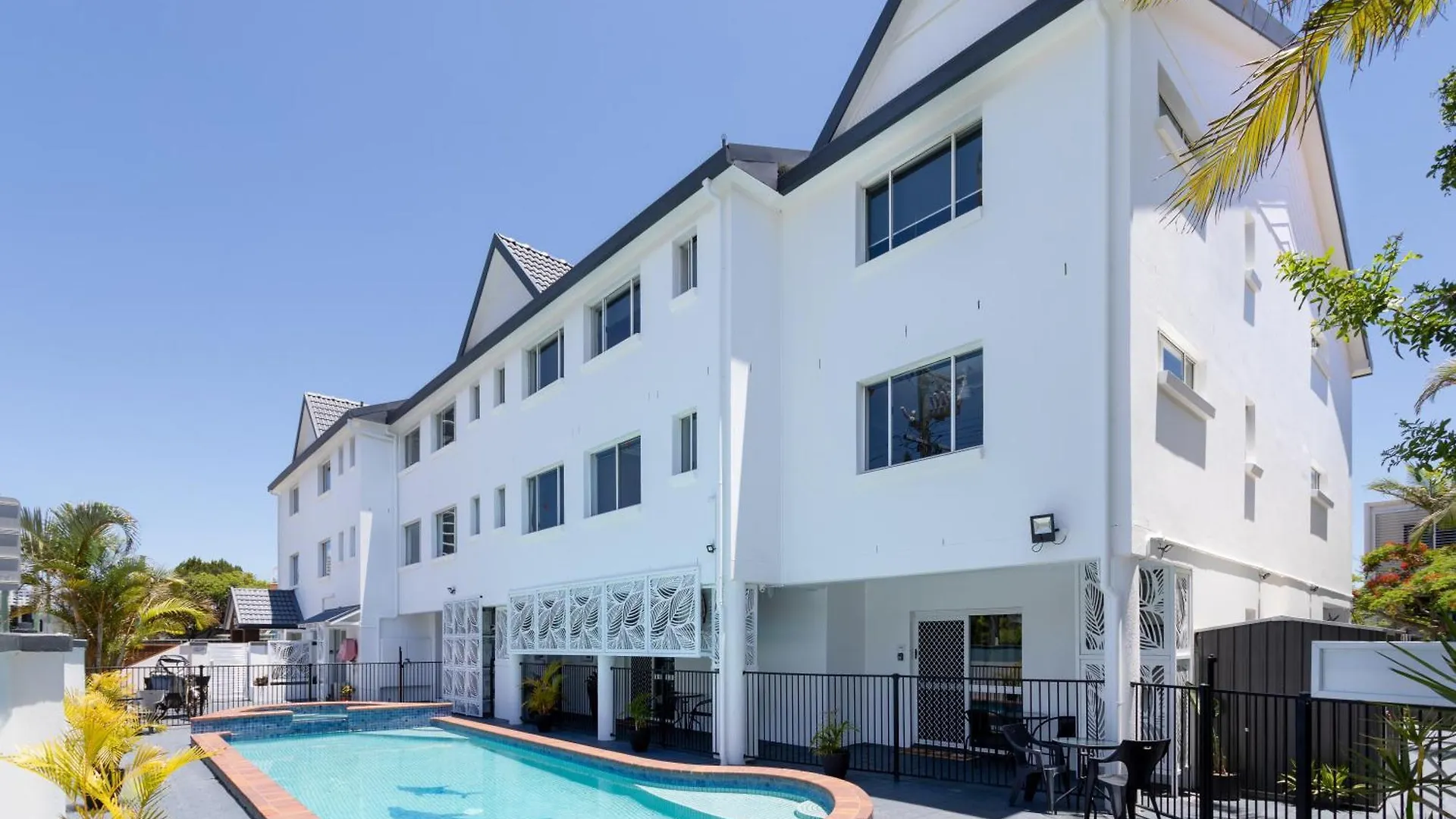 15 Smart Central Hotels Near Pacific Fair Worth Booking