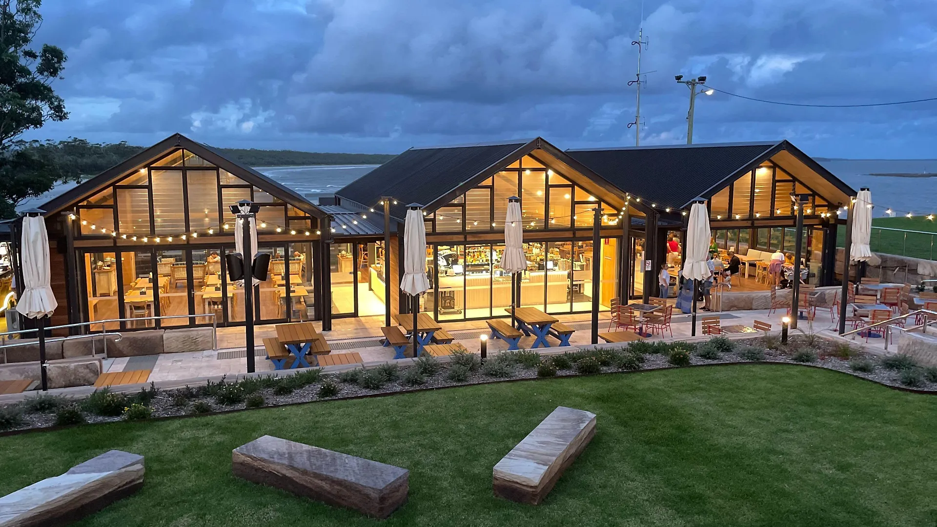 15 Best Central Hotels in New South Wales for Every Type of Trip