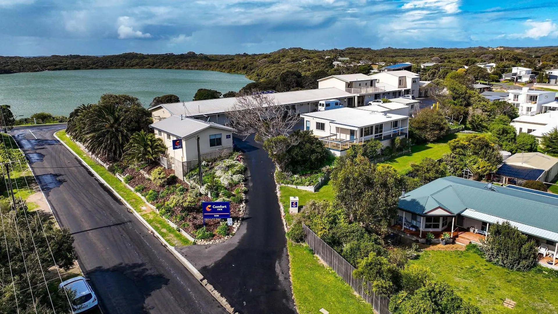 Staying In Australia & Oceania: 15 Romantic Hotels Compared