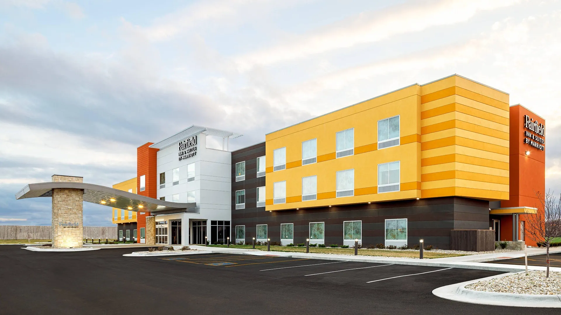 Staying In Kansas: 4 Fairfield Inn Hotels Compared