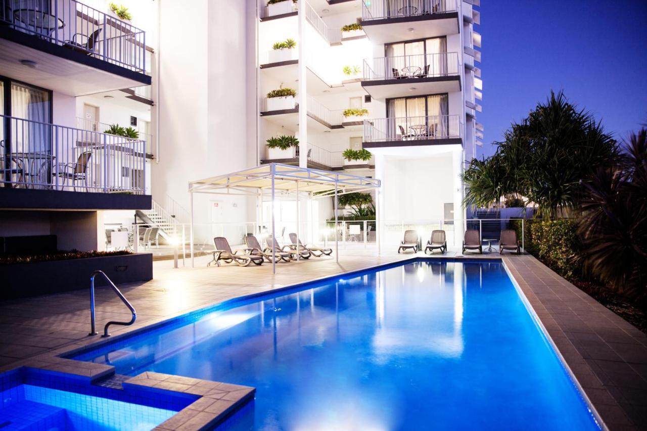 Staying Near Club Kawana: 6 Sunshine Coast Resorts Compared