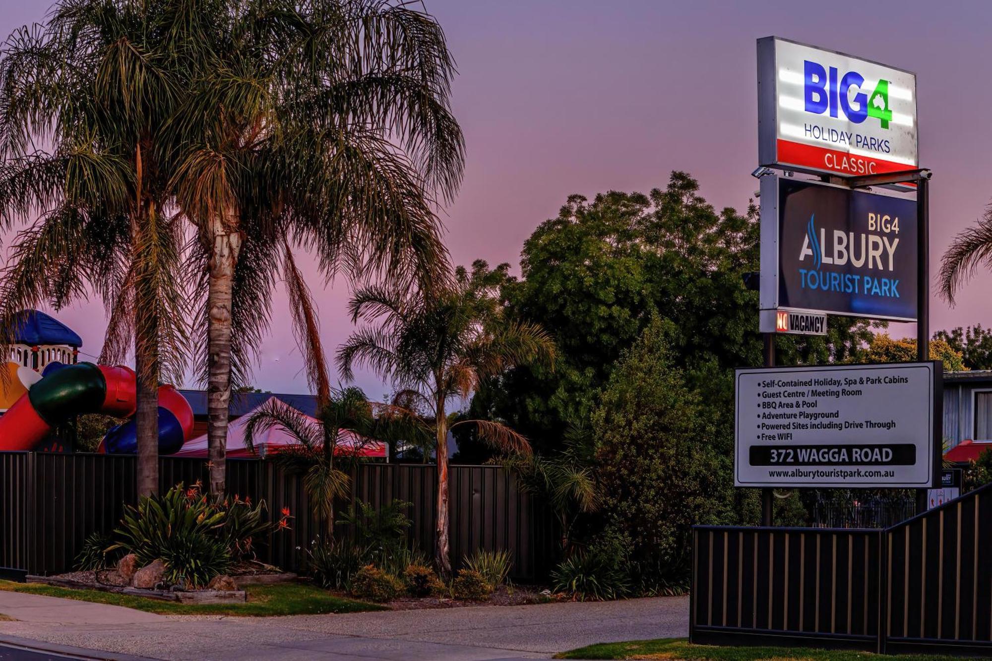 5 Airport Hotels Near Commercial Club Albury Worth Booking