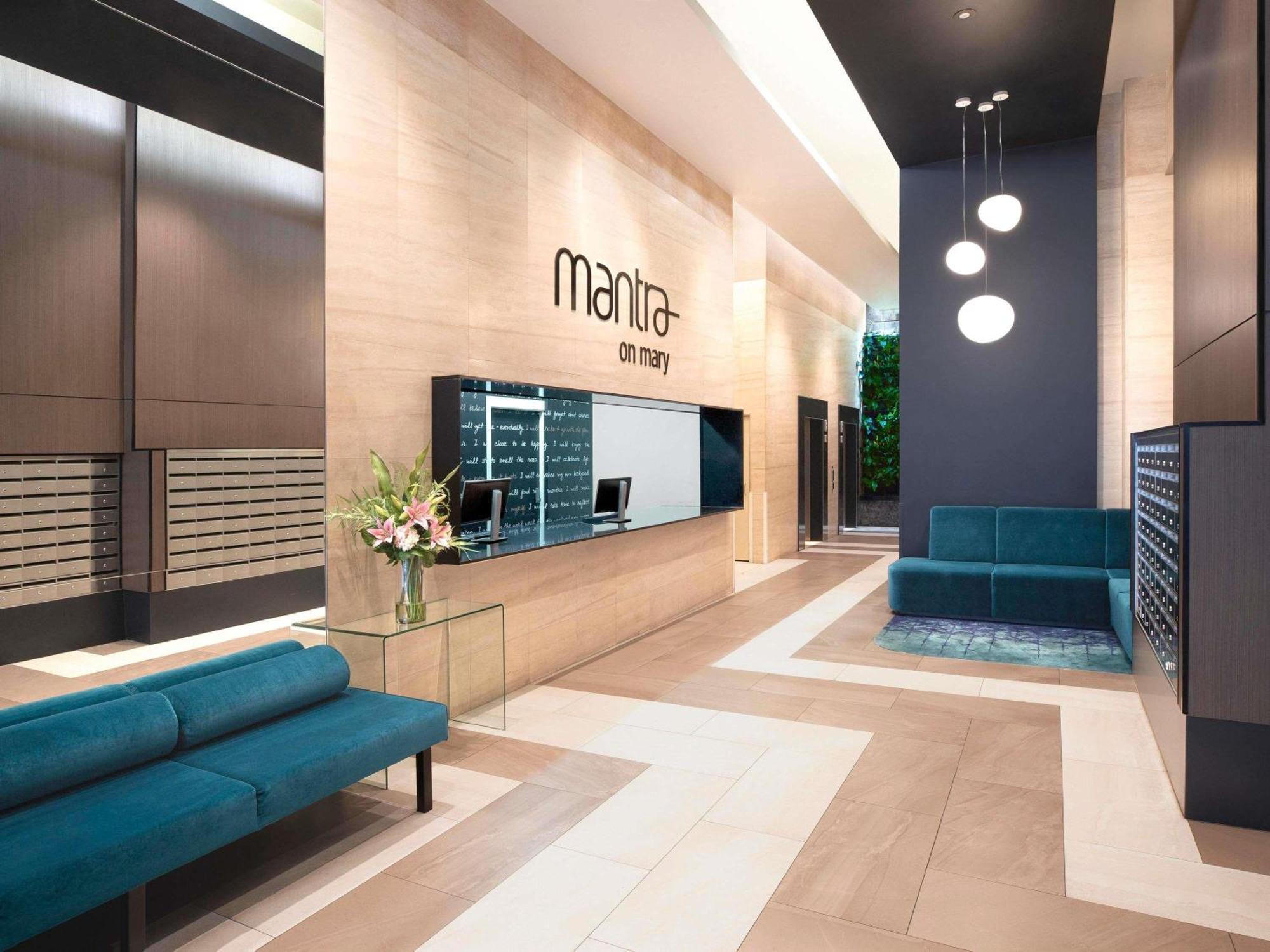 Where to Stay in Brisbane Region: 4 Best Hotels for Couples